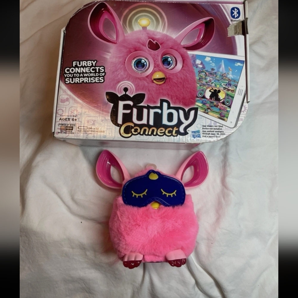2016 PINK FURBY CONNECT W/ SLEEP MASK PINK HASBRO Open Box